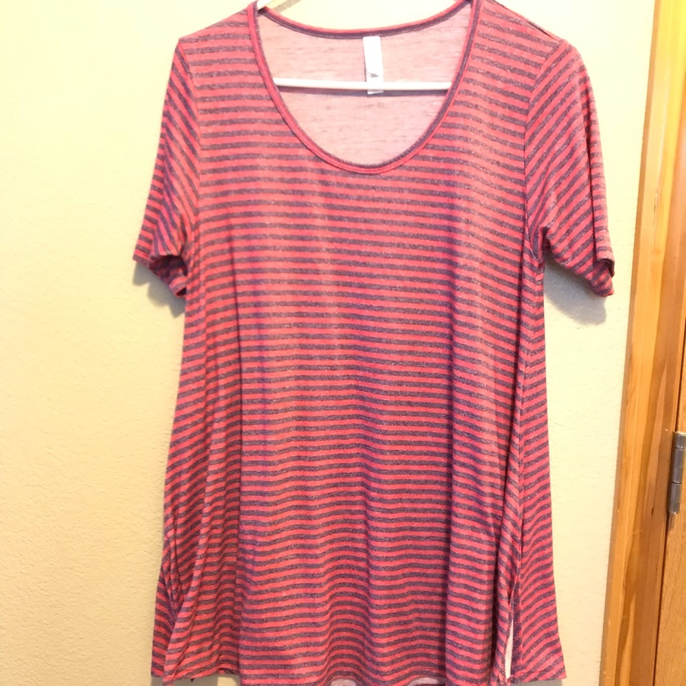 LuLaRoe Perfect Tee